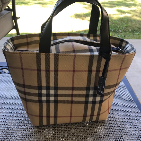 Burberry Handbags - Burberry Vintage Nova Check Classic - Small
